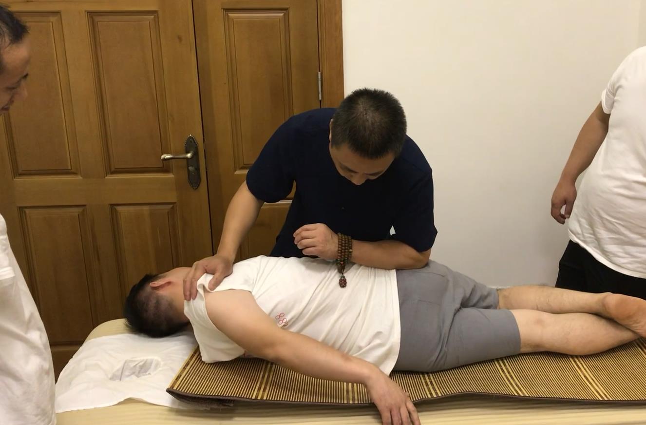 中醫正骨這么火，你知道怎么選擇正骨培訓學校嗎？